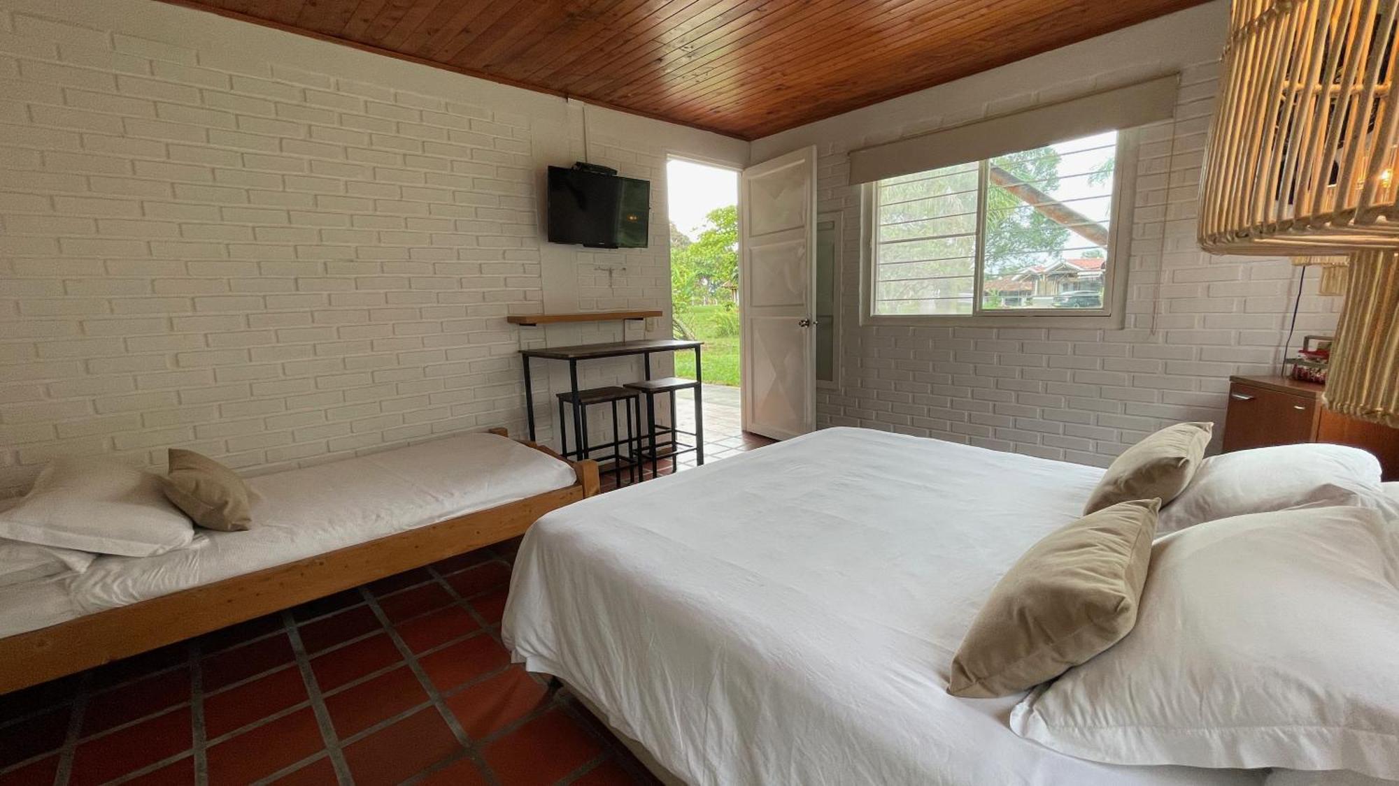Finca Hotel Santana Монтенегро Екстериор снимка